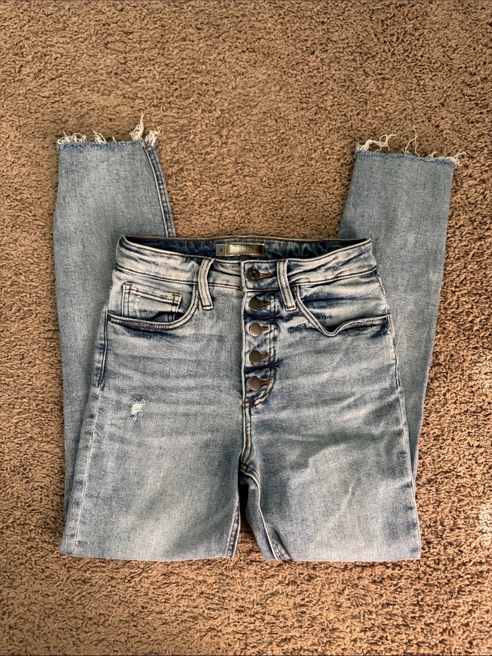 Kut from the Kloth High-Rise Rachael Fab Ab Mom Light Wash Button-Fly Jeans